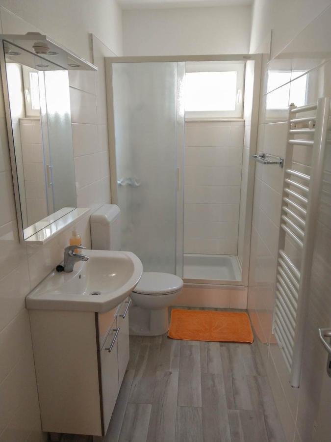 Apartman Riva K Podgora Exterior foto